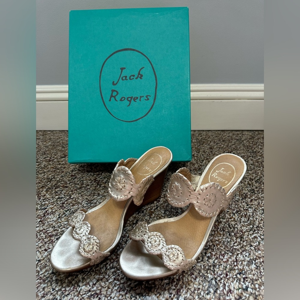 Jack Rogers Luccia shoe. Size 8